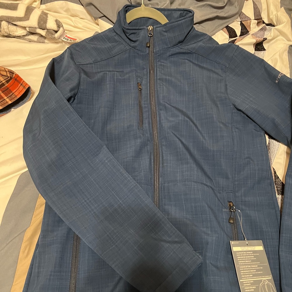 Eddie Bauer men’s jacket size medium shade ld crosshatch